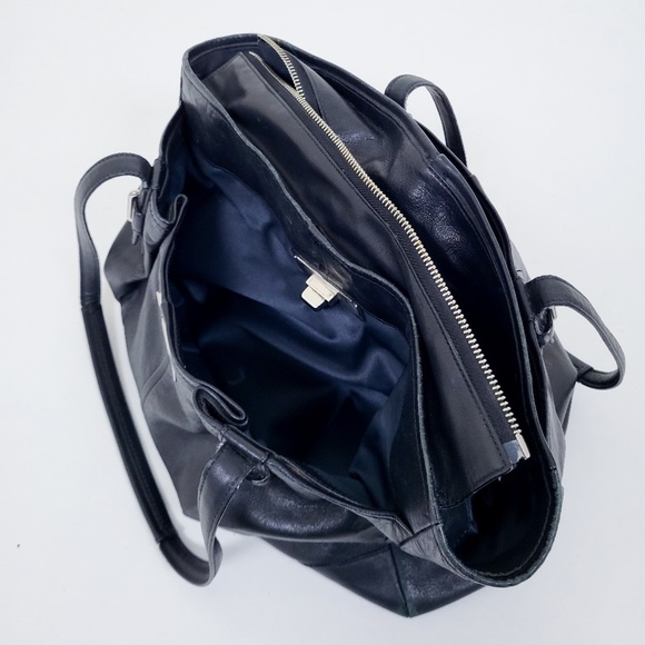 Coach Chelsea Leather Handbag black shoulder bag straps handles purse tote - Picture 12 of 16